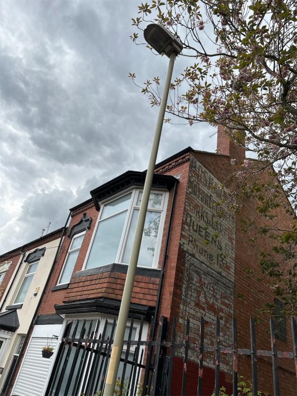 Light not working. Reported last December. 
Still not repaired. -192 Clarendon Park Road, Leicester, LE2 3AF