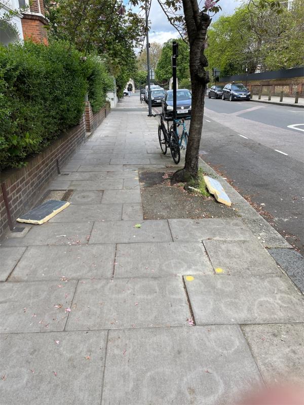 Dumped on the pavement/road on Cambridge Road, Battersea -11A, Cambridge Road, London, SW11 4RT