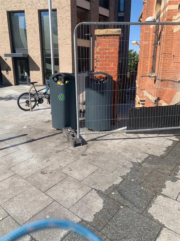 Hi, I’ve reported this for the fifth time in the last three weeks. The dustbins are still full.-Travis Perkins, 1-3 High Street, Plaistow, London, E13 0AD
