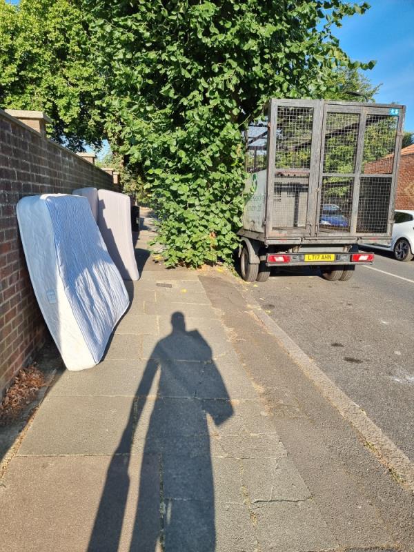 2 matress and bed-2a Knowsley Avenue, London, UB1 3AX