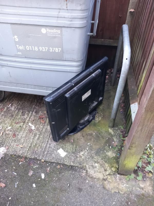TV Left in bin store. Please dispose of. Thank you.-30 Severn Way, Tilehurst, RG30 4HH, England, United Kingdom