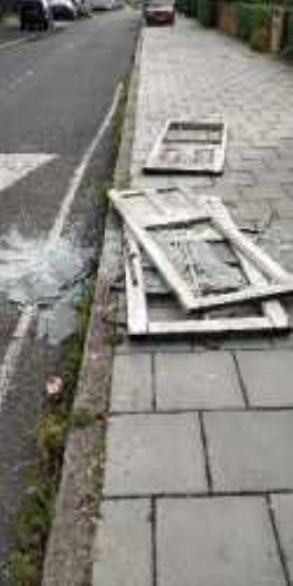Durham Hill
Dumped wood doors and broken glass on side walk and road
-100 Capstone Road, Bromley, BR1 5NB