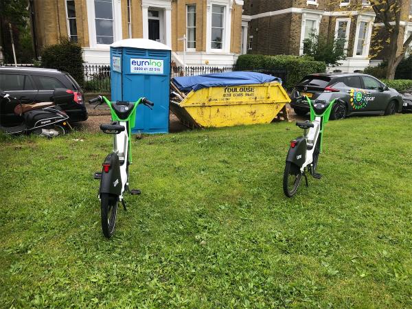 Please clear 2 Lime bikes-Flat A, 3 Dartmouth Terrace, Greenwich, London, SE10 8AX