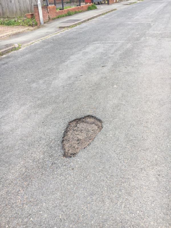 Pothole 25 mm deep-40 Rupert Street, Wolverhampton, WV3 9NS