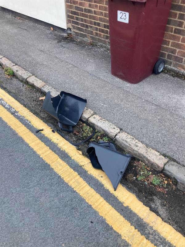 After this morning’s scheduled waste collection, my emptied food caddy was found smashed (likely by a passing vehicle) by the pavement where it’s always been left. Please advise how I can get a quick replacement. Thanks, Graham Harris -Stepping Stones, 27 Eldon Terrace, Reading, RG1 4DX