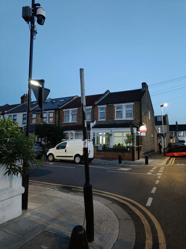 Missing road sign-37A, Palmerston Road, Forest Gate, London, E7 8BH