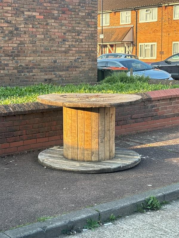 Reported last week … and aparently removed …. 

However I think 

1. Someone’s lying 
2. It’s been put back 

 -2 Percy Road, Canning Town, London, E16 4RB
