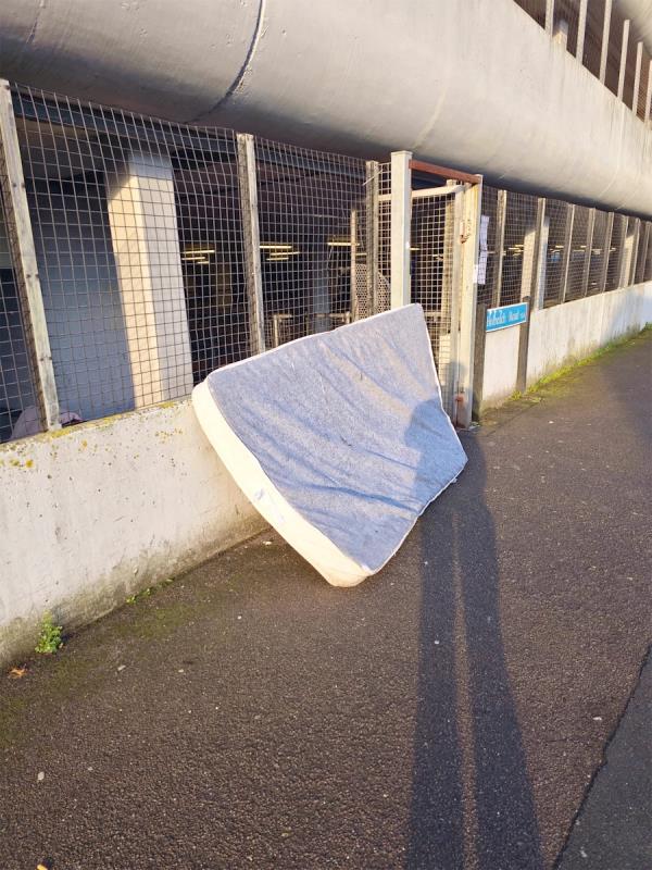 Double mattress -2 Holbeach Road, London, SE6 4TW