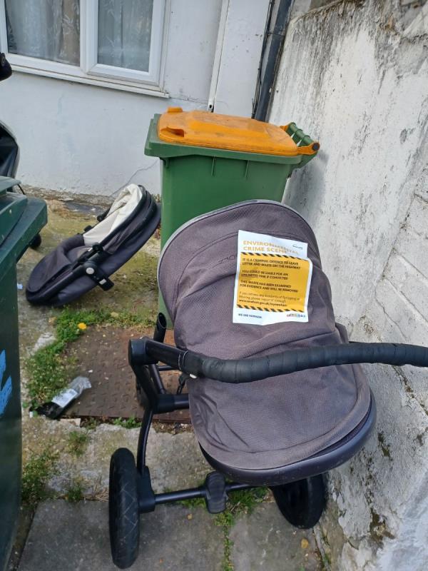 X1 GREY CHILD PUSHCHAIR BUGGY DUMPED OUTSIDE NUMBER 5 NEXT TO BINS -5 Durban Road, Stratford, London, E15 3BW