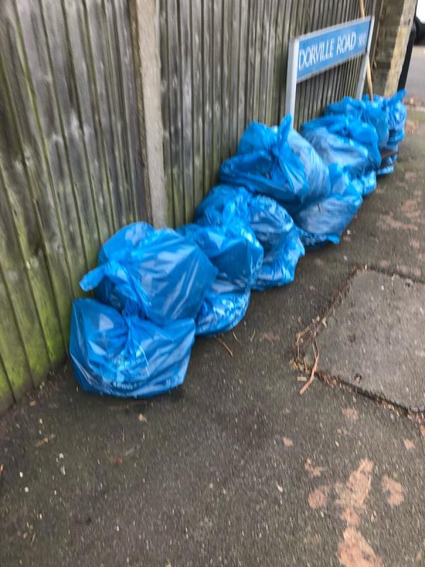 Junction of Dorville Road. Please clear all sweepers bags-47 Leyland Rd, London SE12 8DW, UK