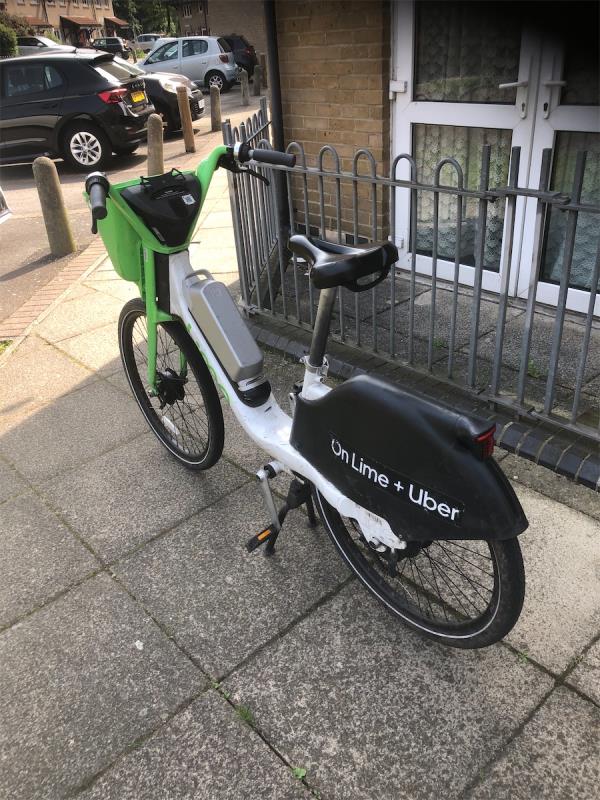 Please remove an abandoned Lime bike-Hercules Court, Milton Court Road, London, SE14 6EY