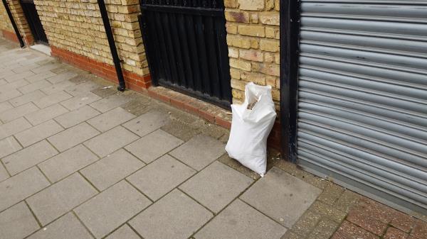 Bag-5 Strone Road, Forest Gate, London, E7 8EX