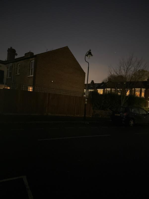 Lamppost not working, it’s very very dark-107 Weston Park, Hornsey, N8 9PL, England, United Kingdom