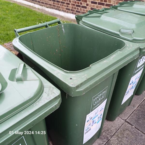 38-40 Marler Road recycling wheelie bin requires a replacement plastic lid, original lid missing. -50 Fermor Road, London, SE23 2HN