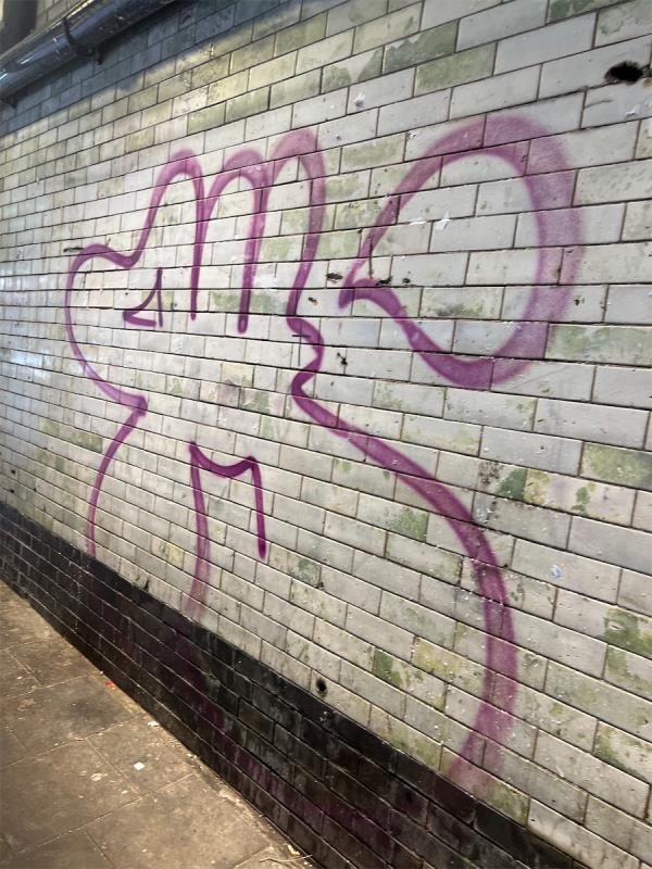 Graffiti -Hair Port, Unit 1, 13 Stroud Green Road, Islington, London, N4 2AL