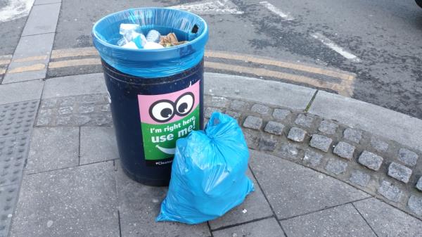 Litter pick bag-Silverdale, London
