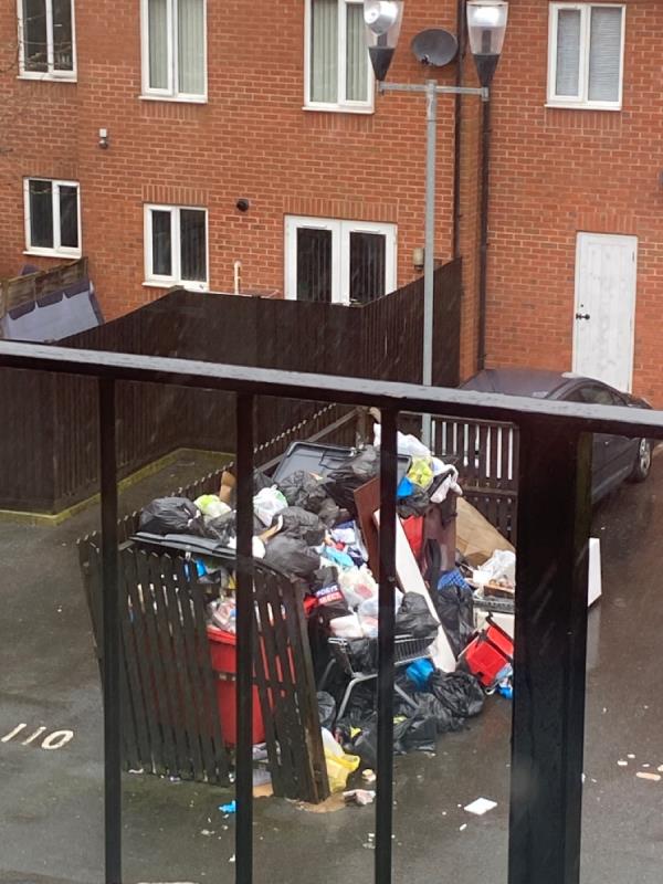 bine man have not been here , for aver a week , and other people who dont leave here fly tipping here-116C, Larchmont Road, Leicester, LE4 0BW