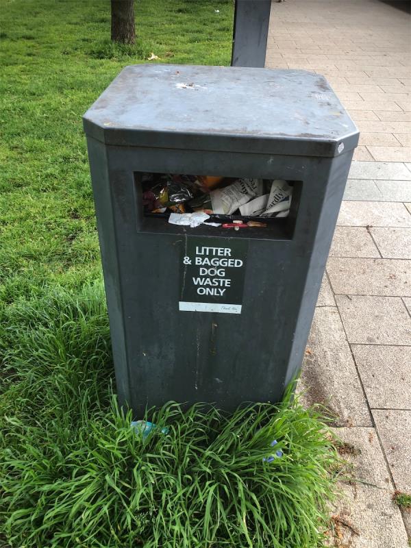 Please  empty litter bin-Cornmill Gardens