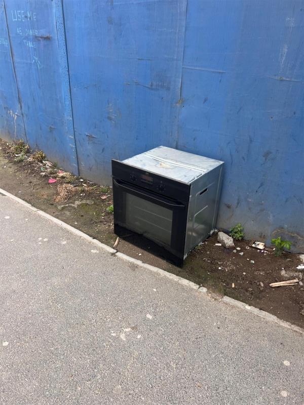 An Oven left in the side of the Knights Road-7 Knights Road, Silvertown, London, E16 2AT