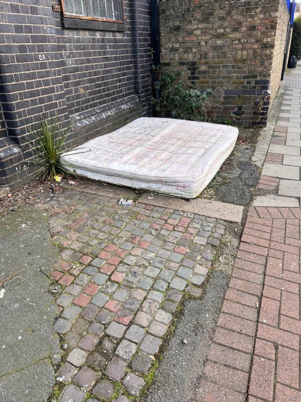 It’s extremely embarrassing to live in Newham, just lie and deception.  Shall I pay for glass for the driver who can find this mattress, it’s next to the school gates. -31 Stock St, London E13 0BX, UK