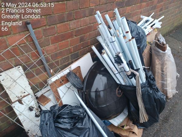 ON THE PAVEMENT NEXT TO THE BINS AS USUAL...DUMPED BY TENANTS WHO LIVE IN BLOCK 2 -28 FRANCIS STREET. -10 Francis Street, Stratford, London, E15 1JG