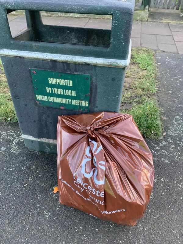 Hi Darren, there’s a bag at this bin. Thank you 😊 -10 Pasley Road, LE2 9BR, England, United Kingdom