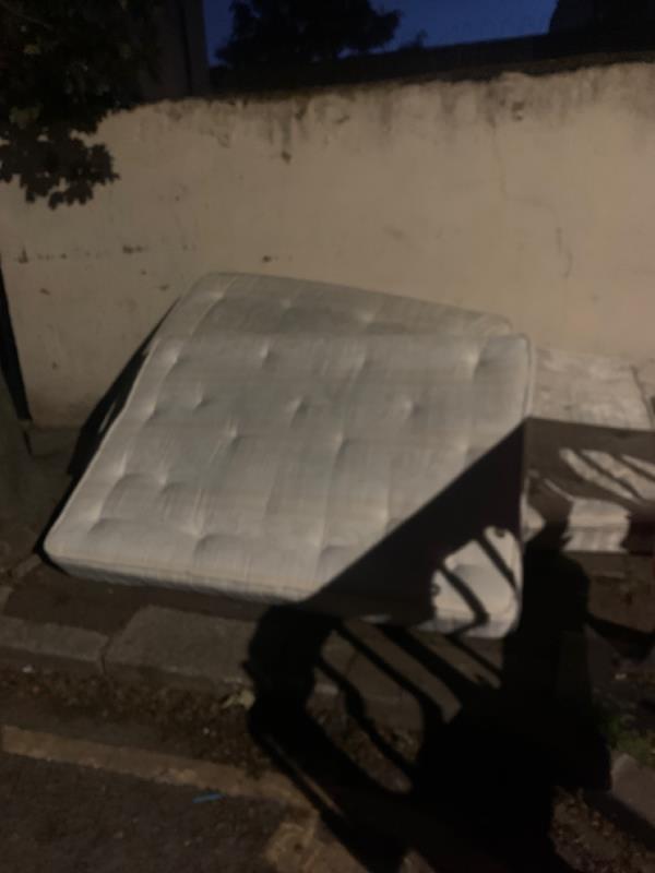 Mattress fly tipped.  Blocking footpath.  Forcing pedestrians onto street-3 Richford Road, London, E15 3PG