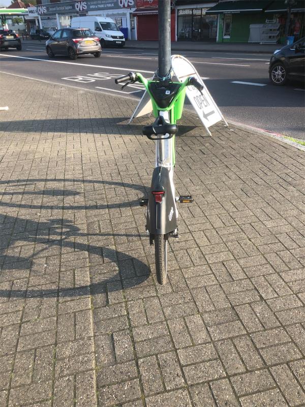 Please remove an abandoned Lime bike-430 Bromley Road, London, BR1 4PL