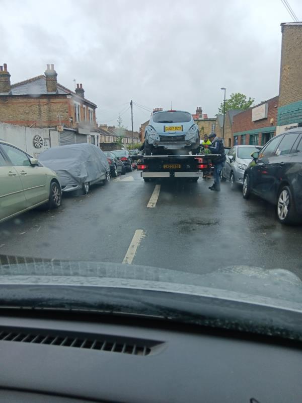 Saughall Care - a car repair place - selfishly blocked the public highway for  30 minutes whilst doing vehicle loading.  This is unacceptable.   Lewisham Council should not give car repair place planning permission if they're going to do this!-88 Elmer Road, London, SE6 2ER