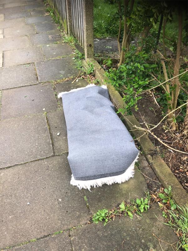 Please clear  a rug-78 Oakridge Road, Bromley, BR1 5QN
