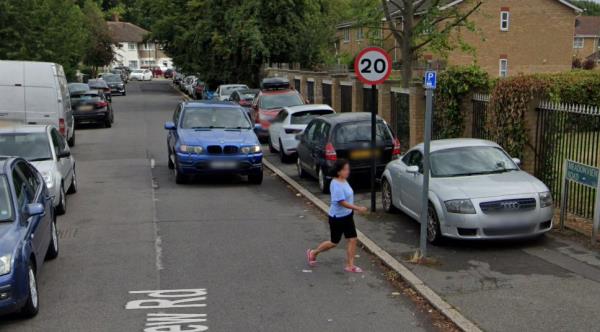 One side of Meadowview road is pretty much permanently block by cars entirely on the pavement, it is completely impassable.-236 Meadowview Road, Sydenham, SE6 3NG, England, United Kingdom