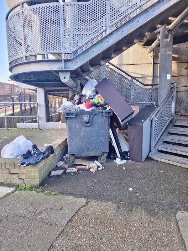 Lot of rubbish -2 Holbeach Road, London, SE6 4TW