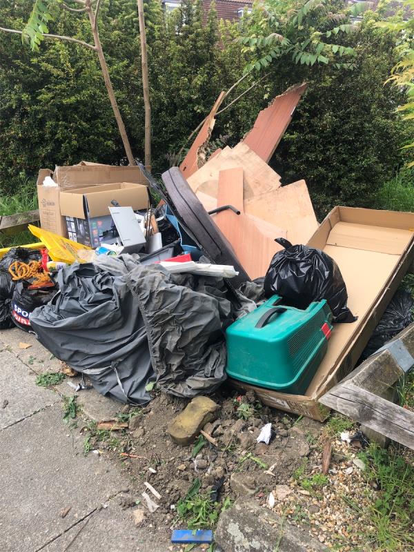 A broken knife was found in there. Aerosol cans in the rubbish as well and it is next to a school -80 Broadmead, Bellingham, London, SE6 3SD