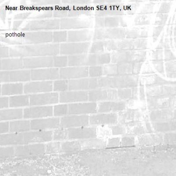 pothole-Breakspears Road, London SE4 1TY, UK