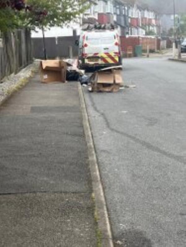Please Clear Fly tip from Pavement
-43 Grace Close, Grove Park, London, SE9 4JE