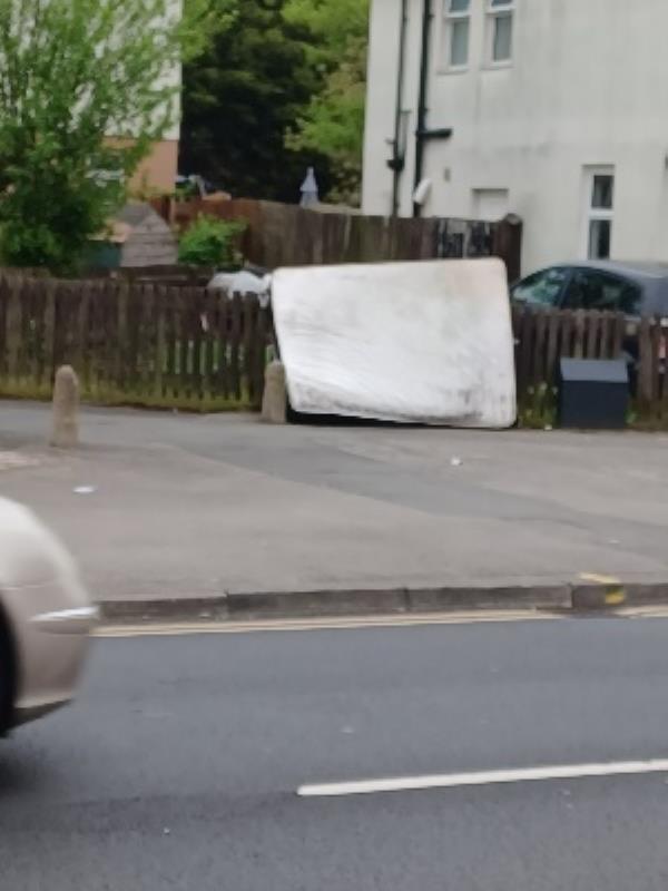 mattress dumped on Victoria Road East  near Mallory Close-228 Victoria Road East, Leicester, LE5 0LF