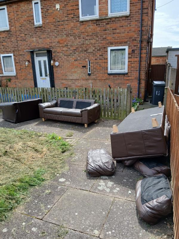These items have been here for over 6 wks, now think they've been dumped. Outside 16 Blisset Rd.-20 Blissett Road, Leicester, LE3 9HN