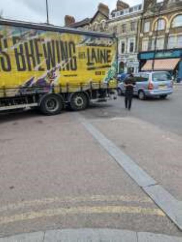aded give way and double yellow markings outside Sainsbury's on Spring Hill near junction with A212

-Spring Hill SE26