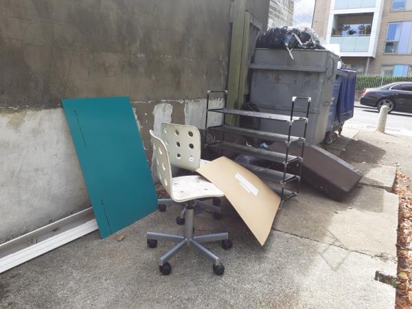 Cushions retro chair wood cardboard and mirror-7 Baring Road, Lee, SE12 0JP