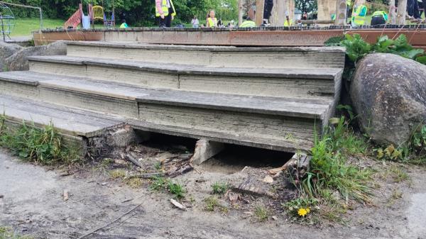 Rotten steps, exposed nails, dangerous. Please fix asap.-171 Sydenham Hill, London, SE23 3PH