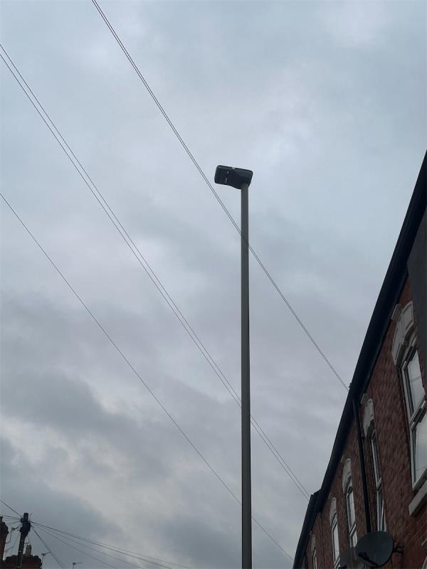 Poll light stopped working outside 90 Bartholomew Street -90 Bartholomew Street, Leicester, LE2 1FA