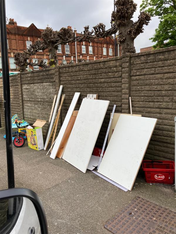 Broken furniture -5 Weardale Road, London, SE13 5QB