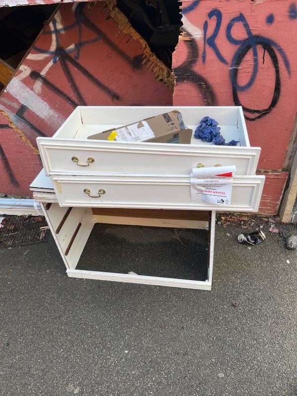 Yet more fly tipping in this area.-89 Raymond Road, Leicester, LE3 2AT