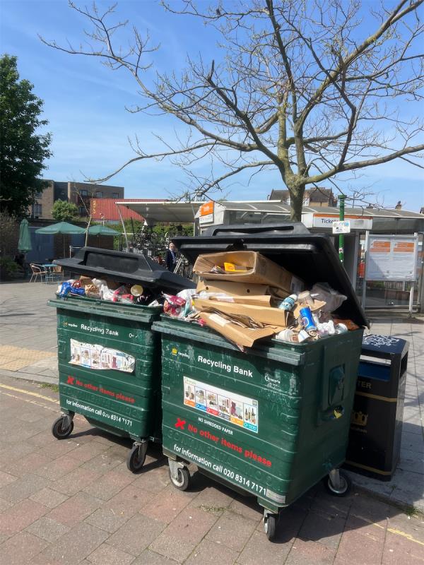 Bins have not been collected now for a week-Gold Coast House, 16 Coulgate Street, London, SE4 2RW