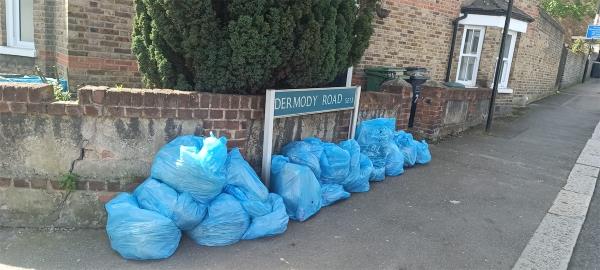 Dermody rd / leahurst. Bags not collected -14 Leahurst Road, London, SE13 5HZ