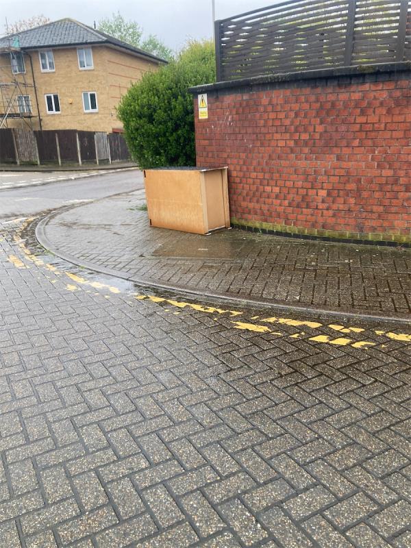Flytipping on path-2 Downings, Beckton, London, E6 6WP