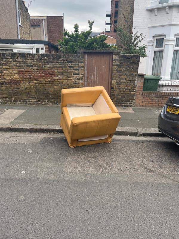 Dumped old sofa causing rats and obstructions -First Floor, 3 Campbell Road, East Ham, London, E6 1NP