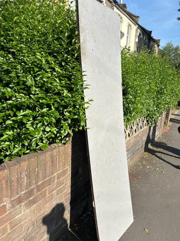 Fly tipping -481 Katherine Road, Forest Gate, London, E7 8DR