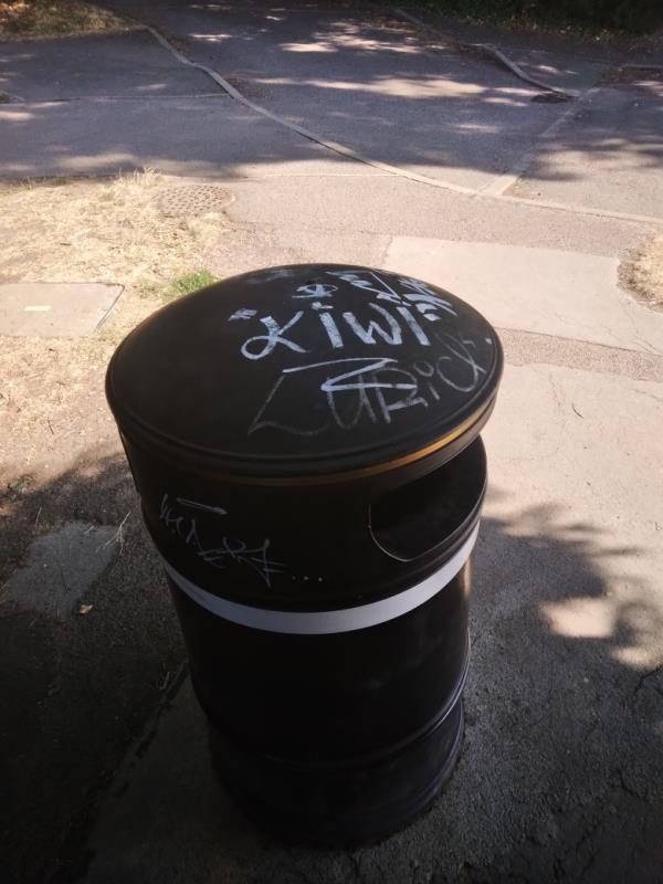 Graffiti on litter bin by alleyway -1 Chiltern Road, Reading, RG4 5LA