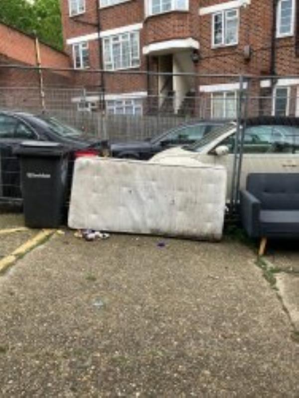 2 white mattresses dumped in the inner courtyard, at verdant Court apartments, they have been there for 7 days . OFF St. Mildreds Rd,and , Hither Green road . BOTH , SE6 1LE. , many thanks
-Verdant Court Se6
